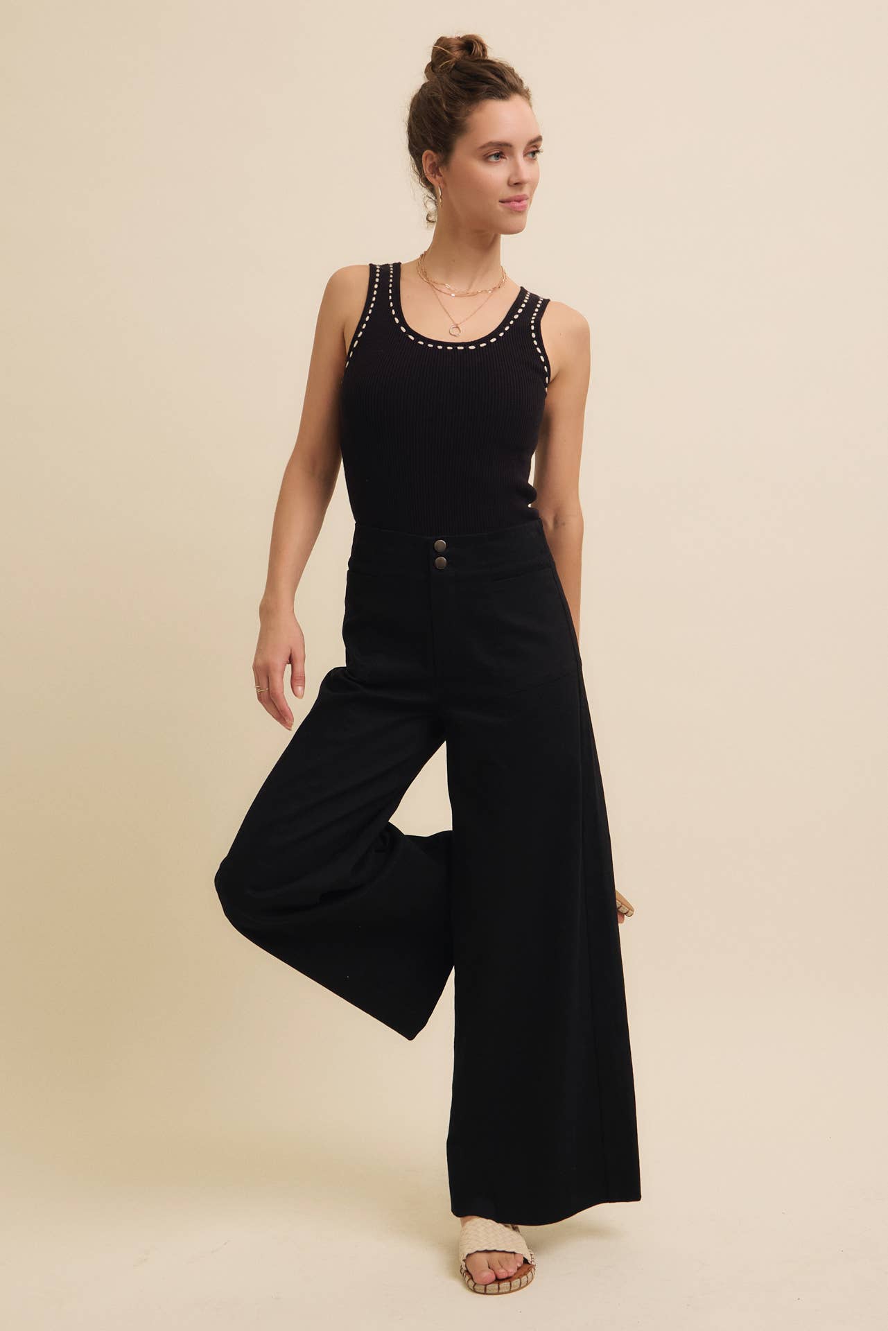 FLATTERING WIDE LEG TWILL PANTS